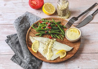 Recette Food4Good - Daurade royale bio au four sauce citron, haricots verts & graines de chanvre